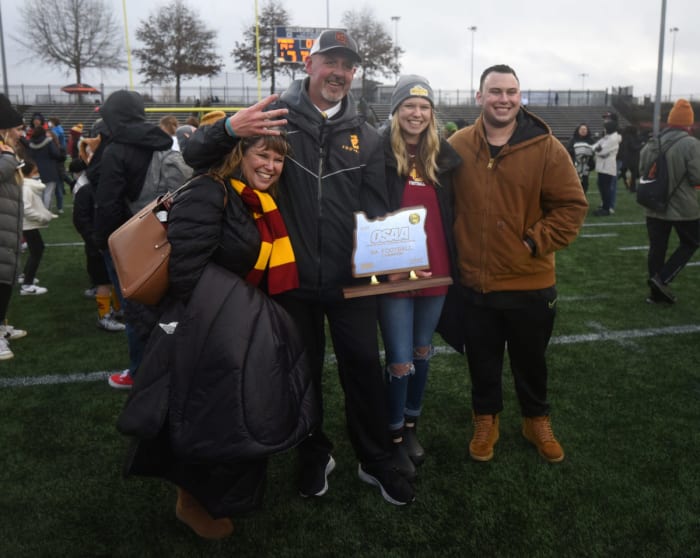 Central-Catholic.Tualatin.6A-football-final.Taylor-Balkom.84